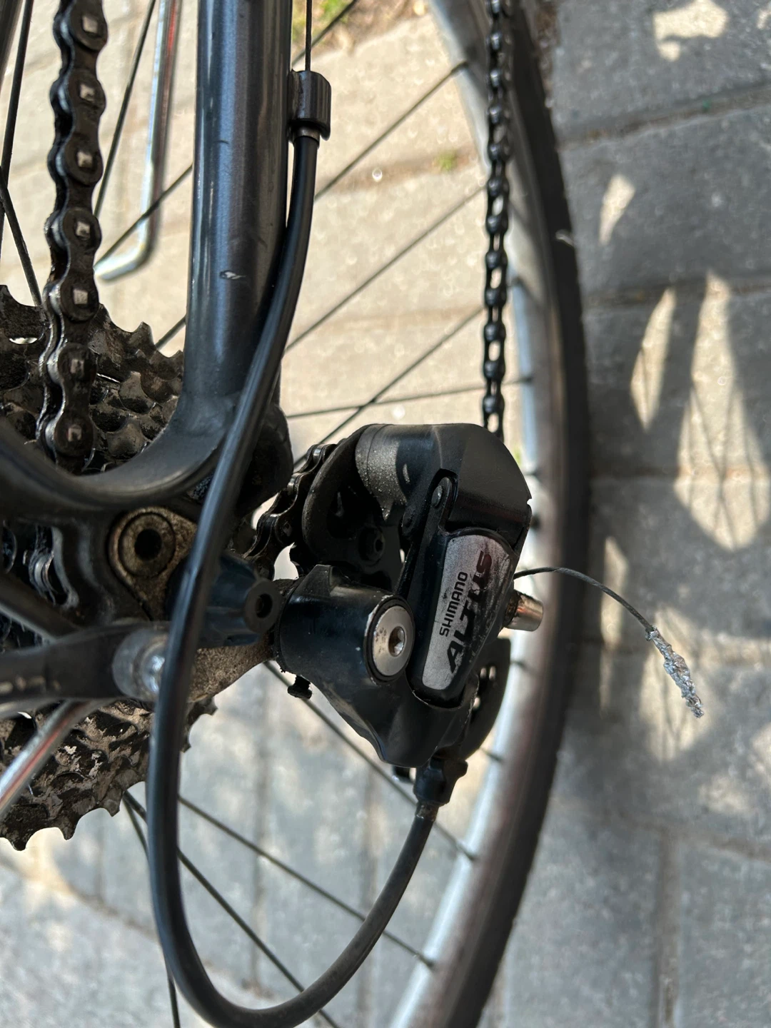 Momentum Hybrid Bike 18” - photo 4