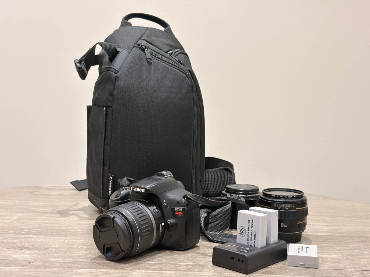 Canon EOS Rebel T2i DSLR Camera with 3 Lenses and Bag