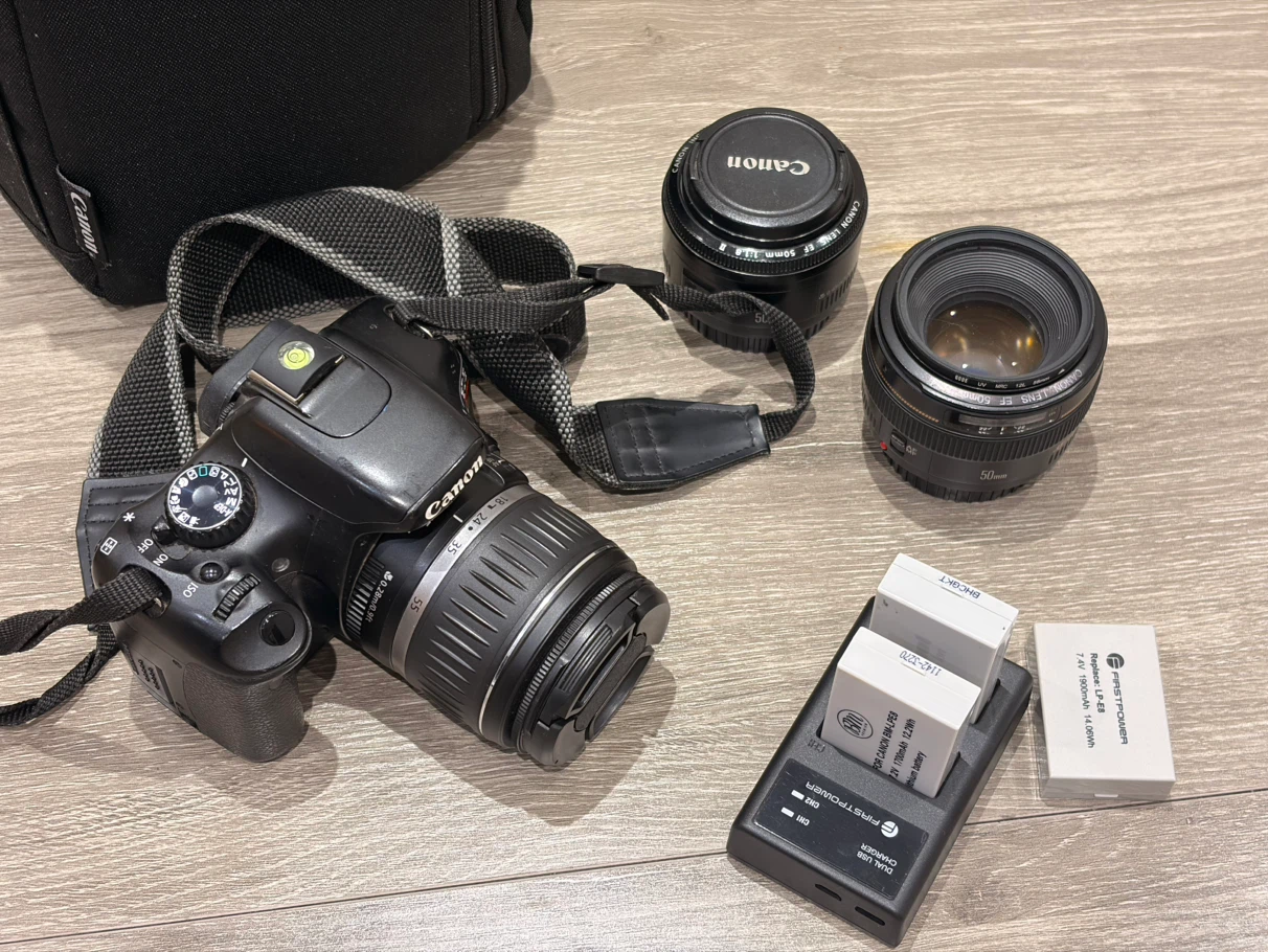 Canon EOS Rebel T2i DSLR Camera with 3 Lenses and Bag - photo 3