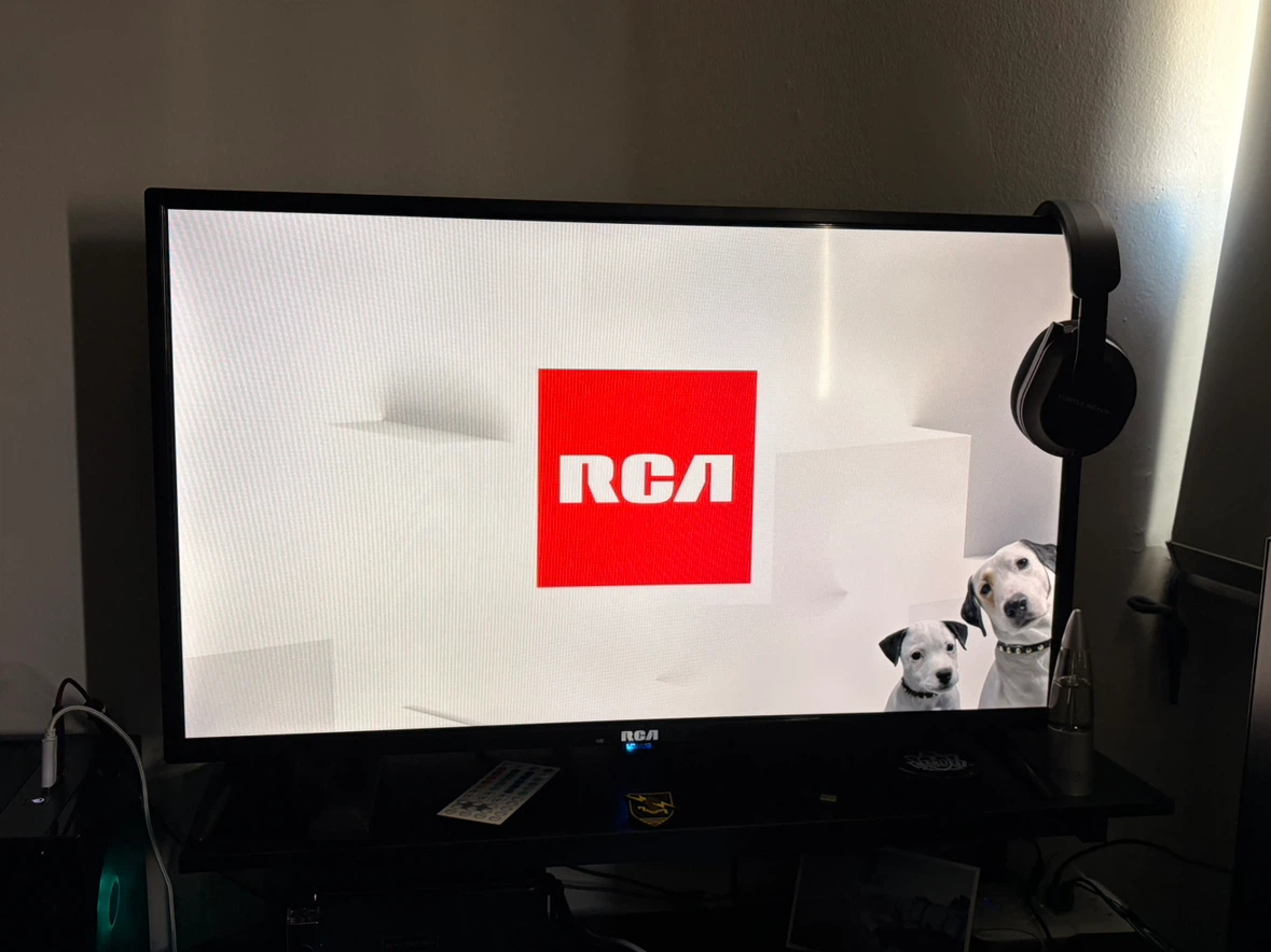 LED TV 28 Inch 1080p 60hz - photo 3