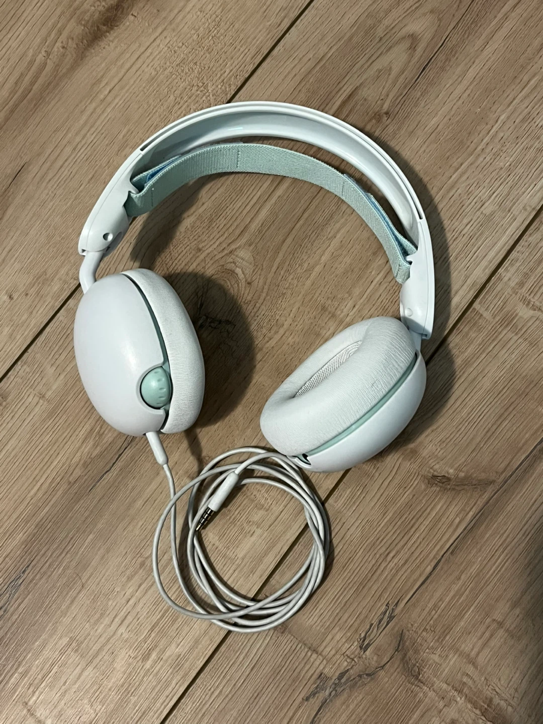 Skull candy wired kids headphones