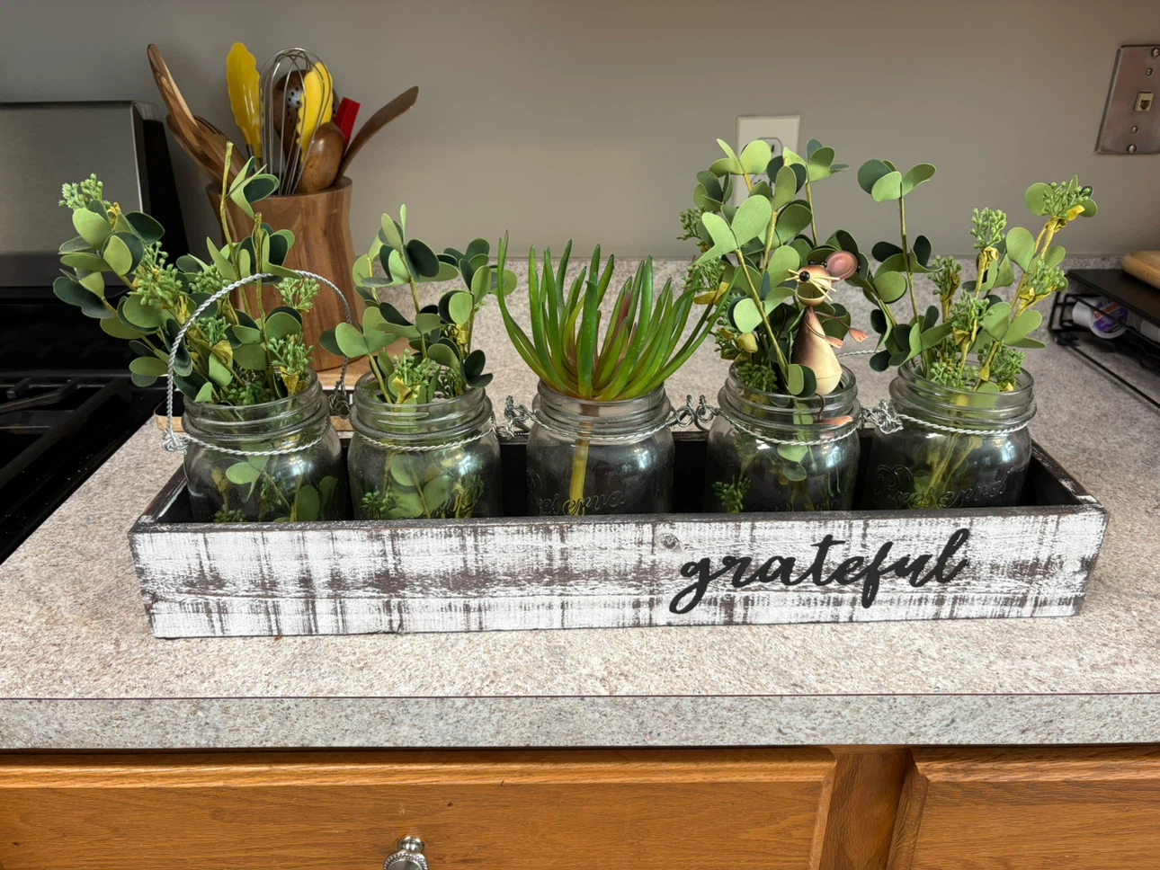 Rustic Farmhouse "Grateful" Mason Jar Centerpiece - photo 2