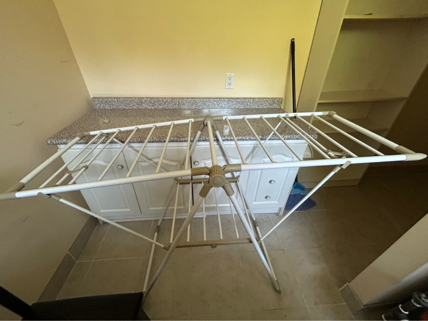 Collapsible Drying Rack