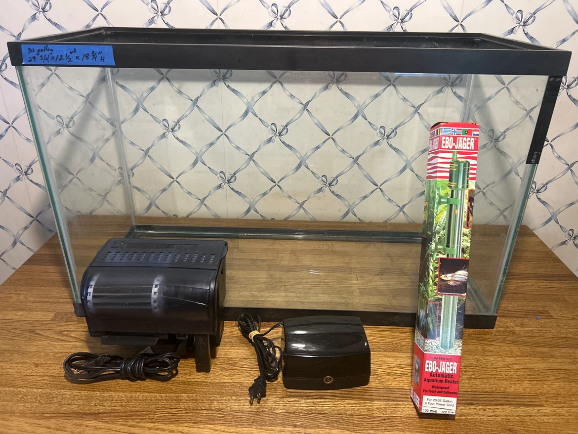 30 Gallon Aquarium tank with accessories see details