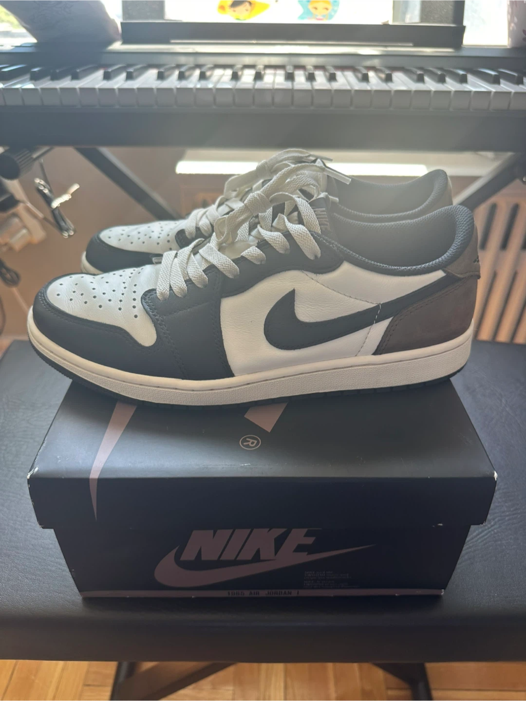 Jordan 1 Mocha Low Size 9 - photo 4