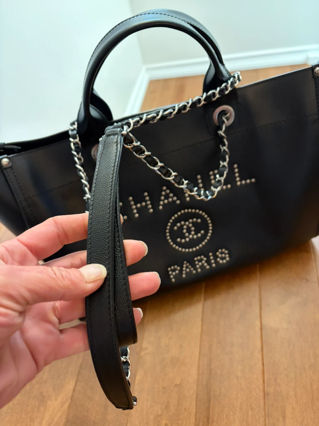 Chanel Black Leather Studded Tote Bag - photo 3