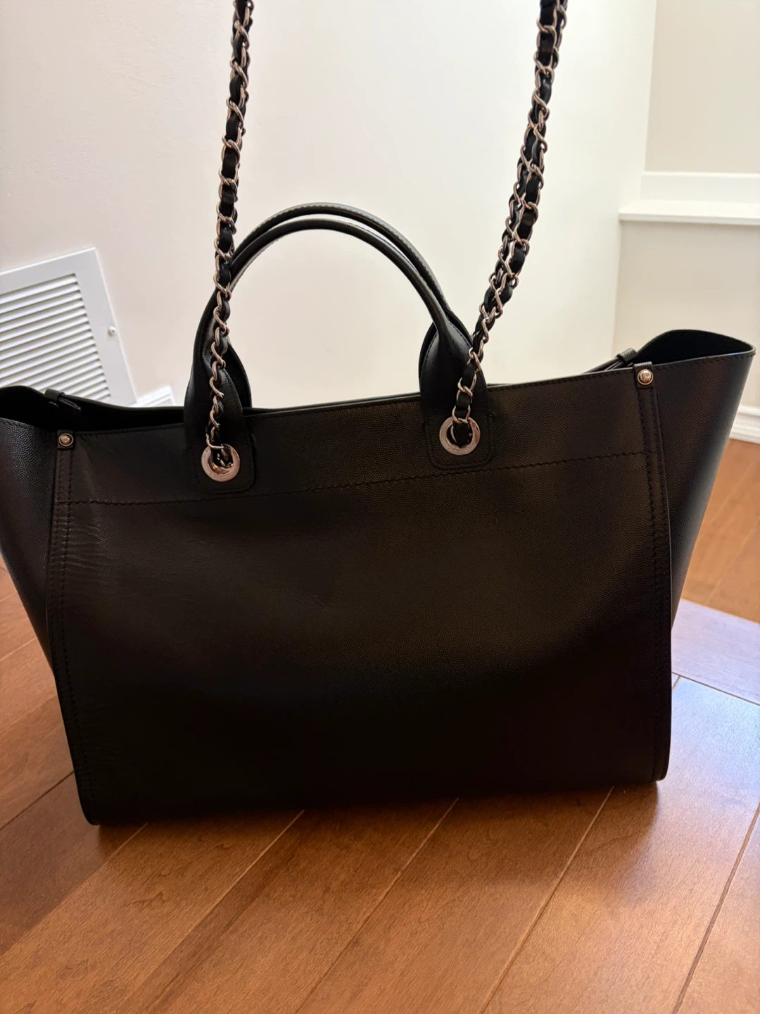Chanel Black Leather Studded Tote Bag - photo 4
