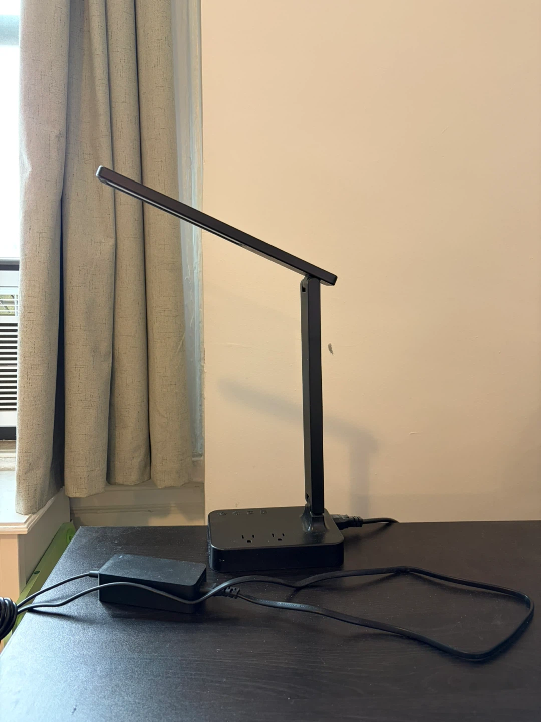 Drevét LED Desk Lamp with USB Charging - photo 4
