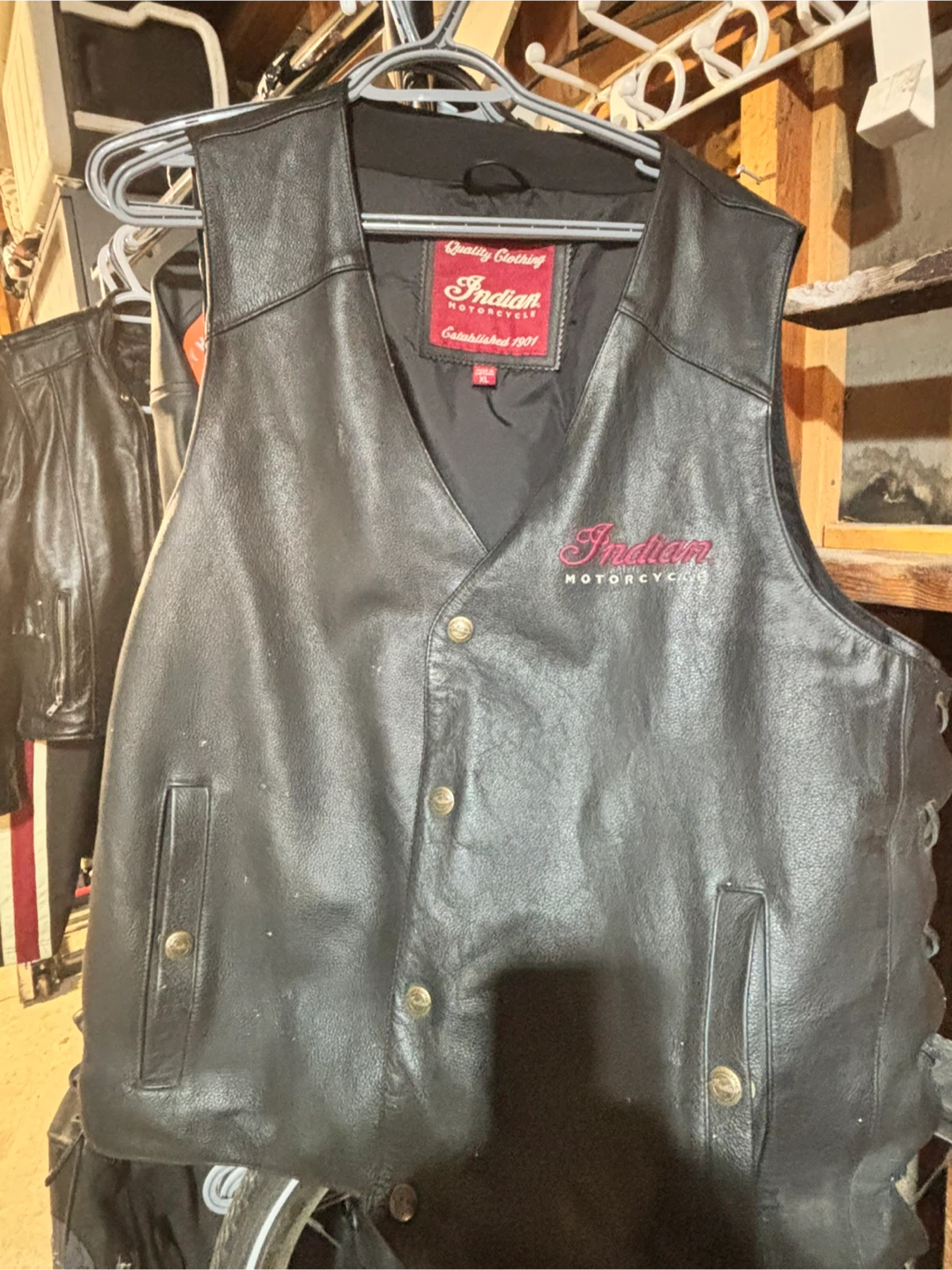 Indian Motorcycle Leather Vest - photo 2