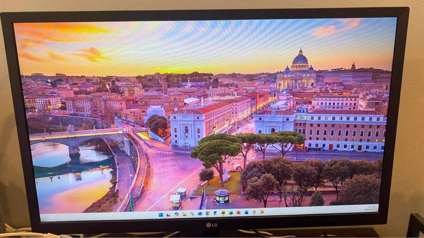 24” LG Monitor - photo 2