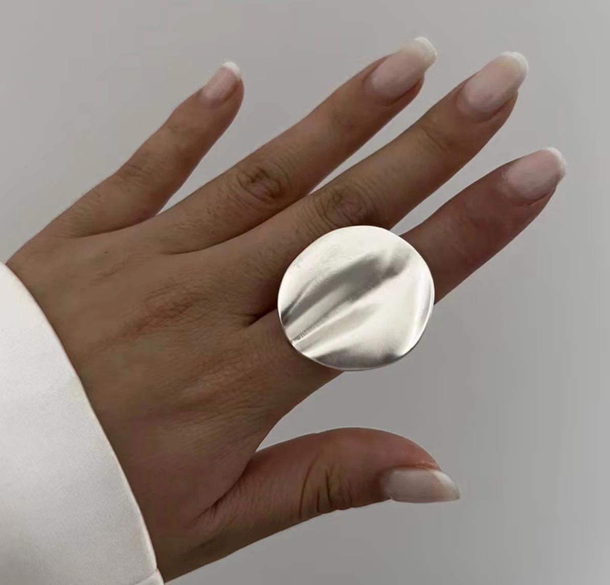 Silver Oval Statement Ring - photo 3