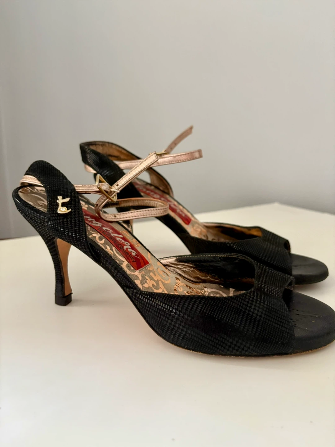 Tangolera Argentine Tango Shoes Black /Rose Gold - photo 2