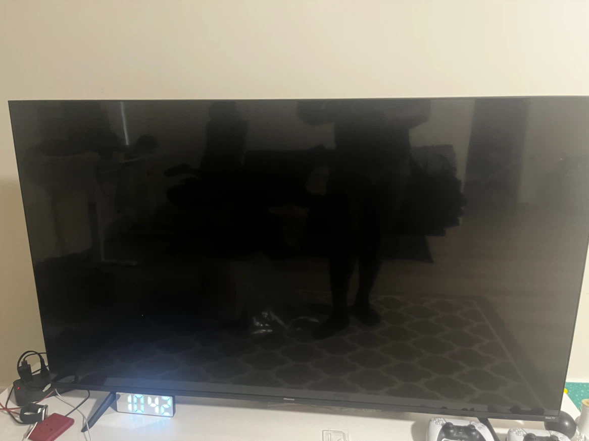 Hisense Roku TV 58” - photo 4