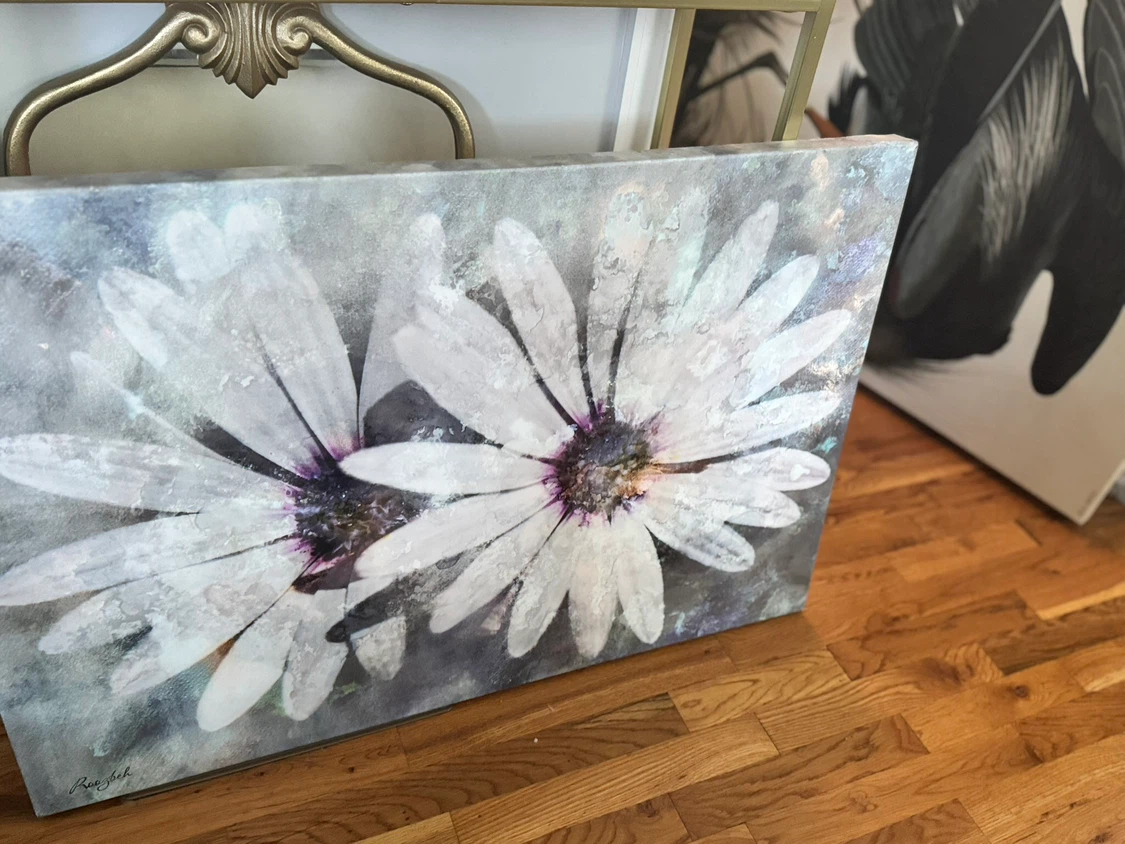 Canvas Wall Art with Daisies - photo 3
