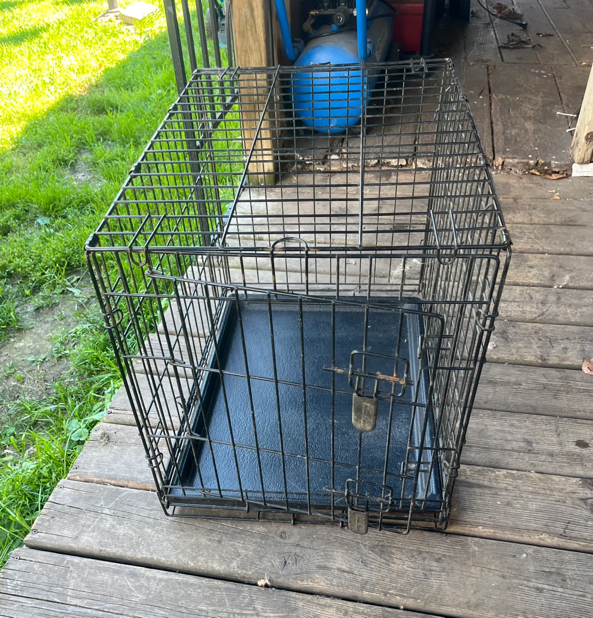 Wire Dog Crate with Tray - photo 2