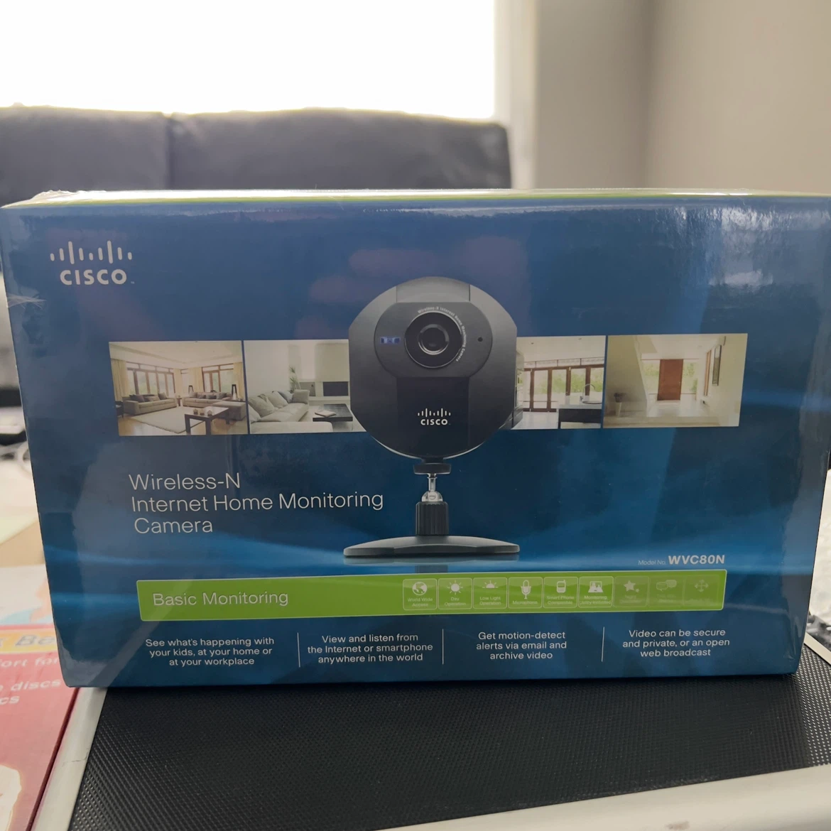 Cisco Wireless-N Internet Home Monitoring Camera WVC80N