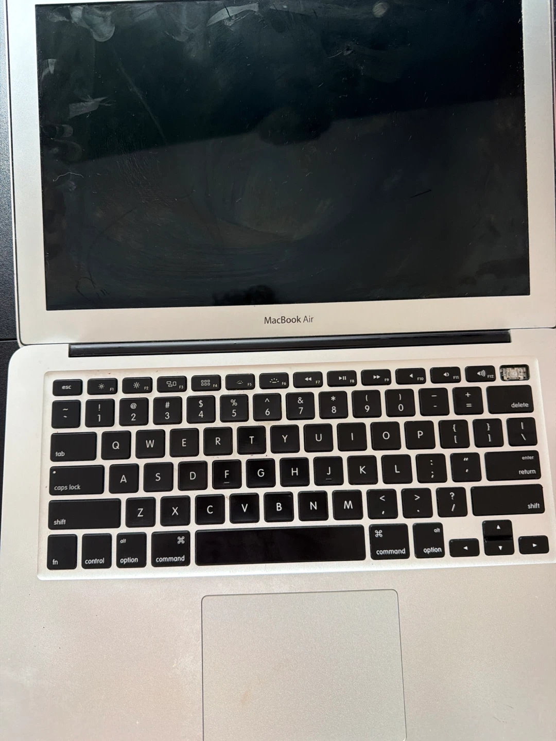 Apple MacBook Air Laptop (13-inch 2020) - photo 3