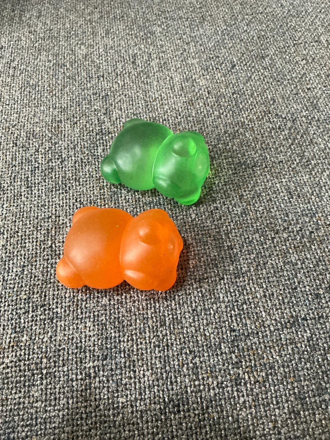Green and orange bear squishy - photo 2