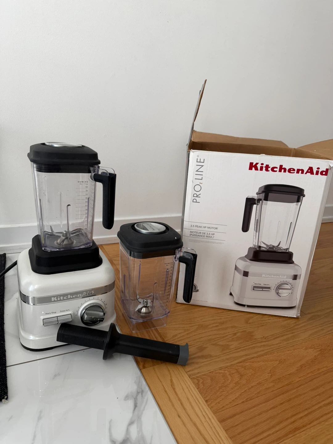 KitchenAid Pro Line Blender with Extra Jar
