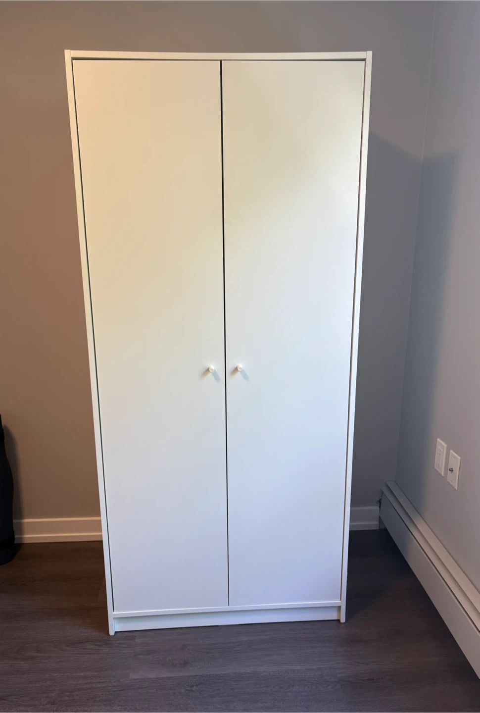 Wardrobe/ storage unit