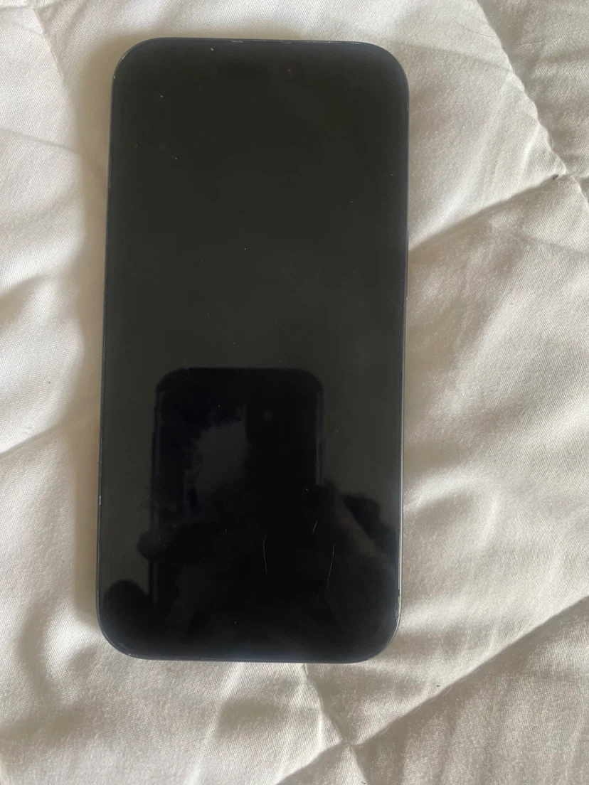 Apple iPhone 15 – iCloud Locked | FOR PARTS OR REPAIR ONLY - photo 2