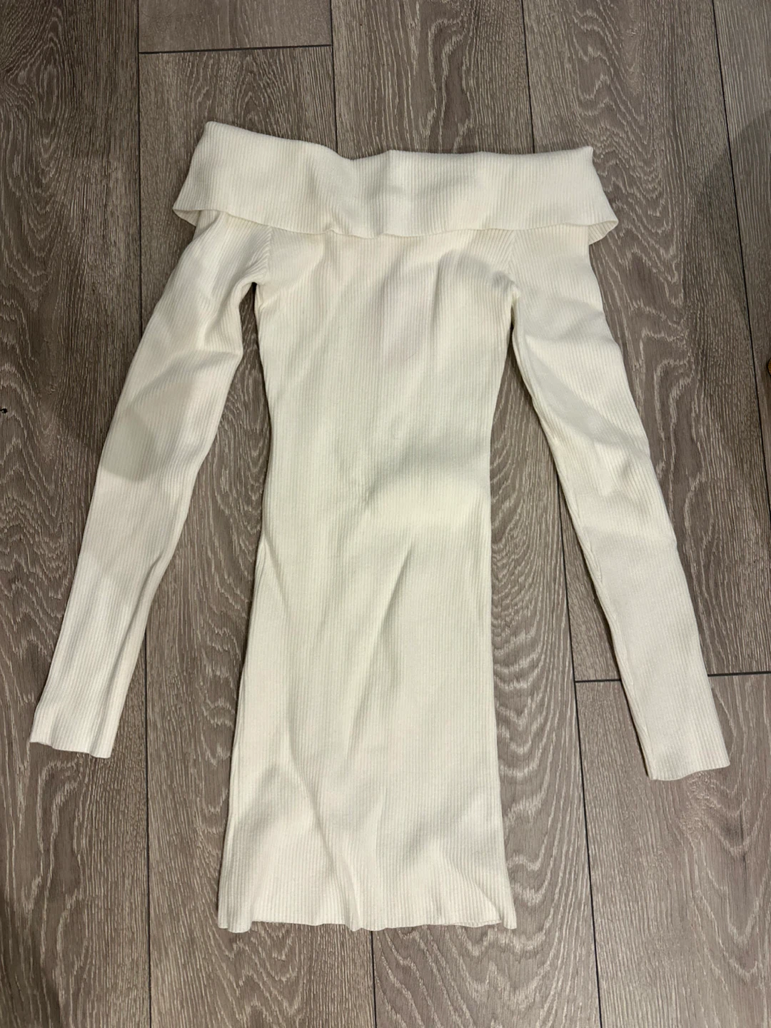 Edited White Off-the-Shoulder Ribbed Mini Dress