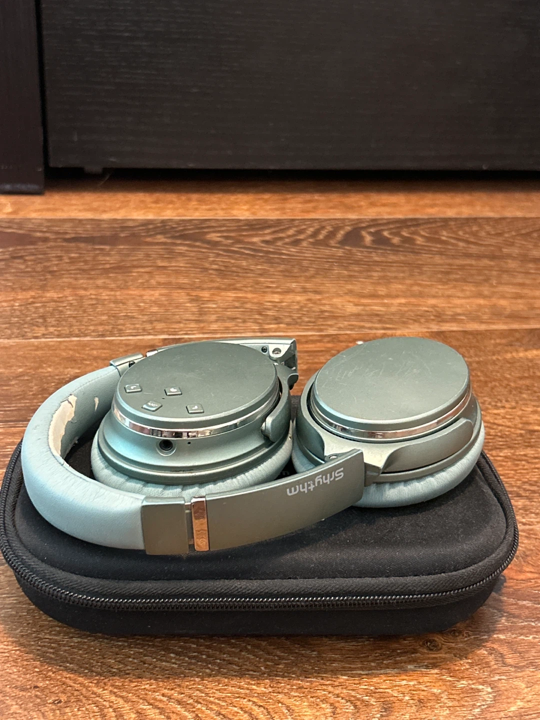 Srhythm Noise Cancelling Headphones - Mint Green