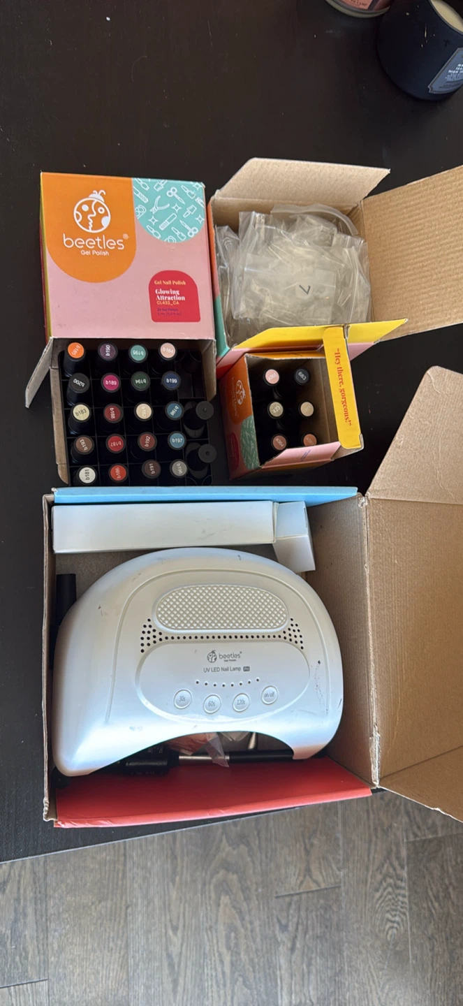 Beetles Gel Polish All-in-1 Mani Kit with UV Lamp