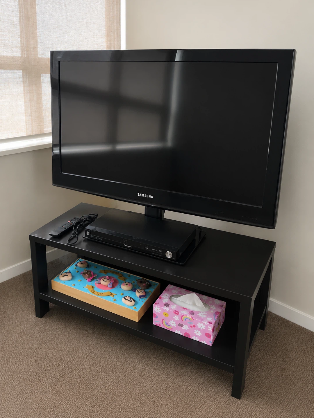 Samsung TV + Pioneer DVD Player + TV Stand to let go!