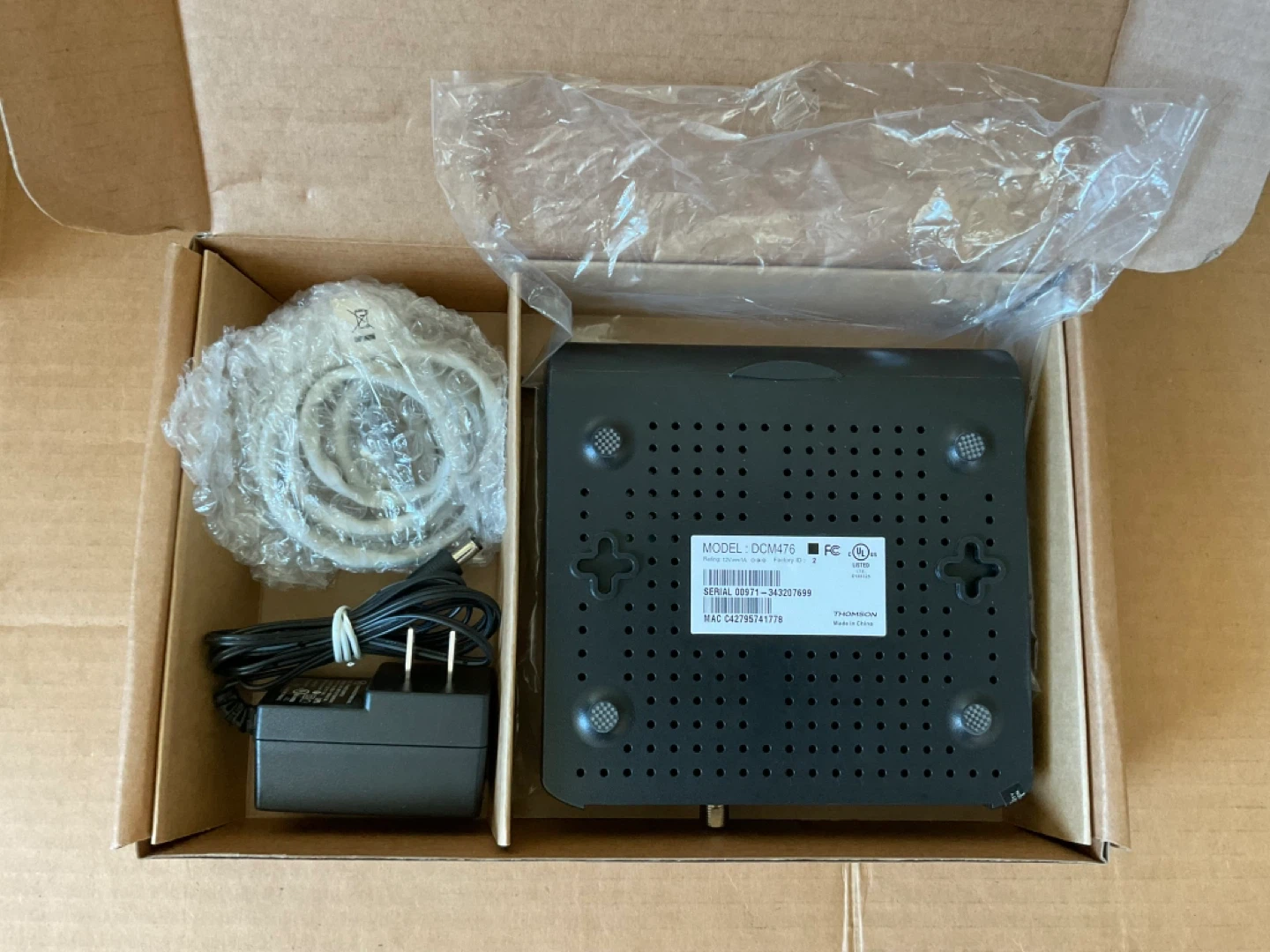 Thomson DCM476 Cable Modem