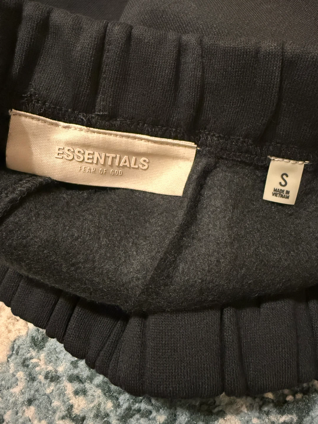 Fear of God Essentials Black Shorts Size S - photo 3