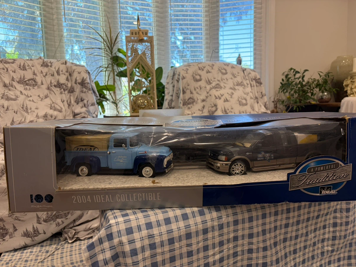 Ideal Collectible Ford pickup