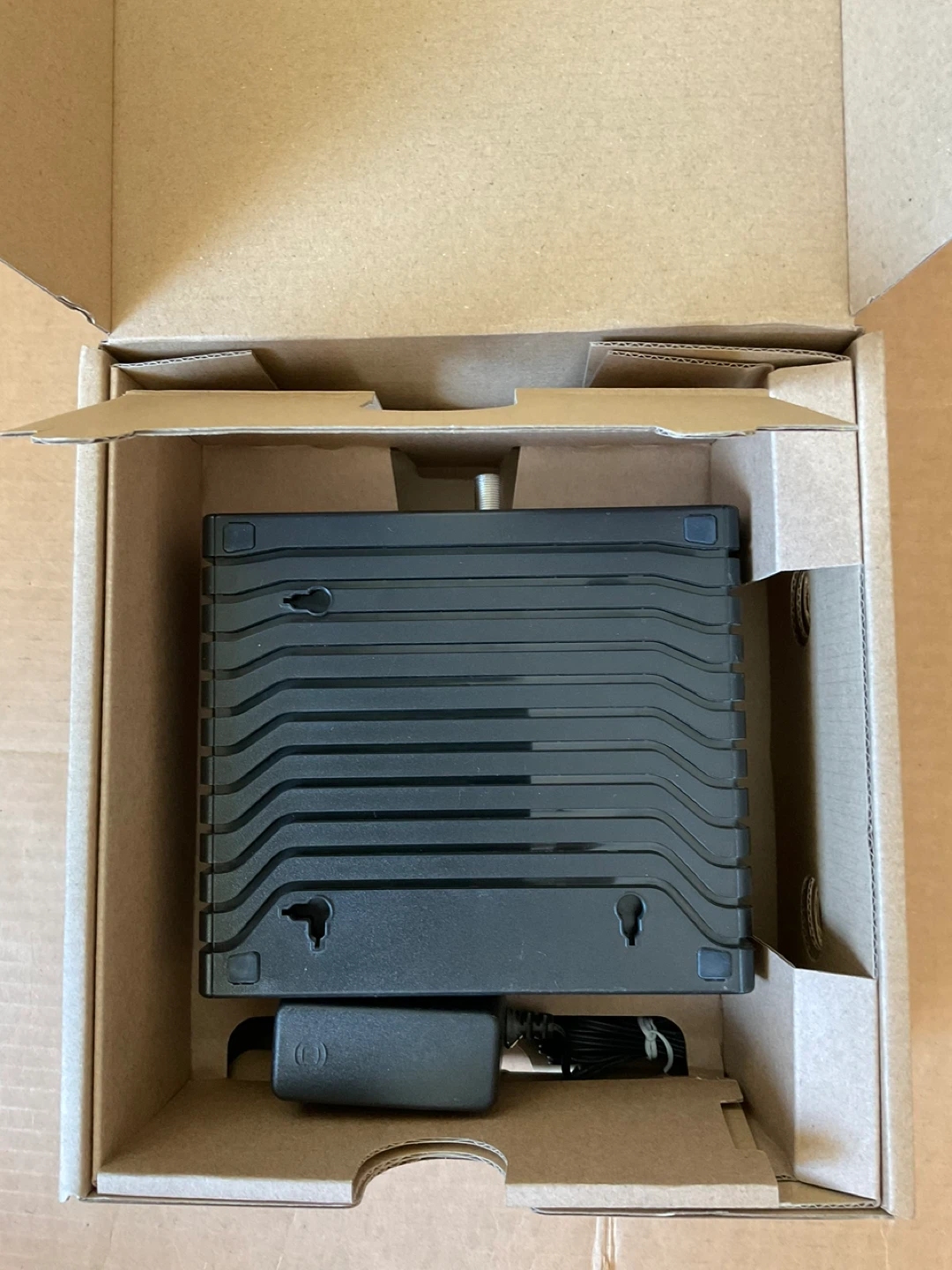 Hitron CDA3-35 Cable Modem - photo 3