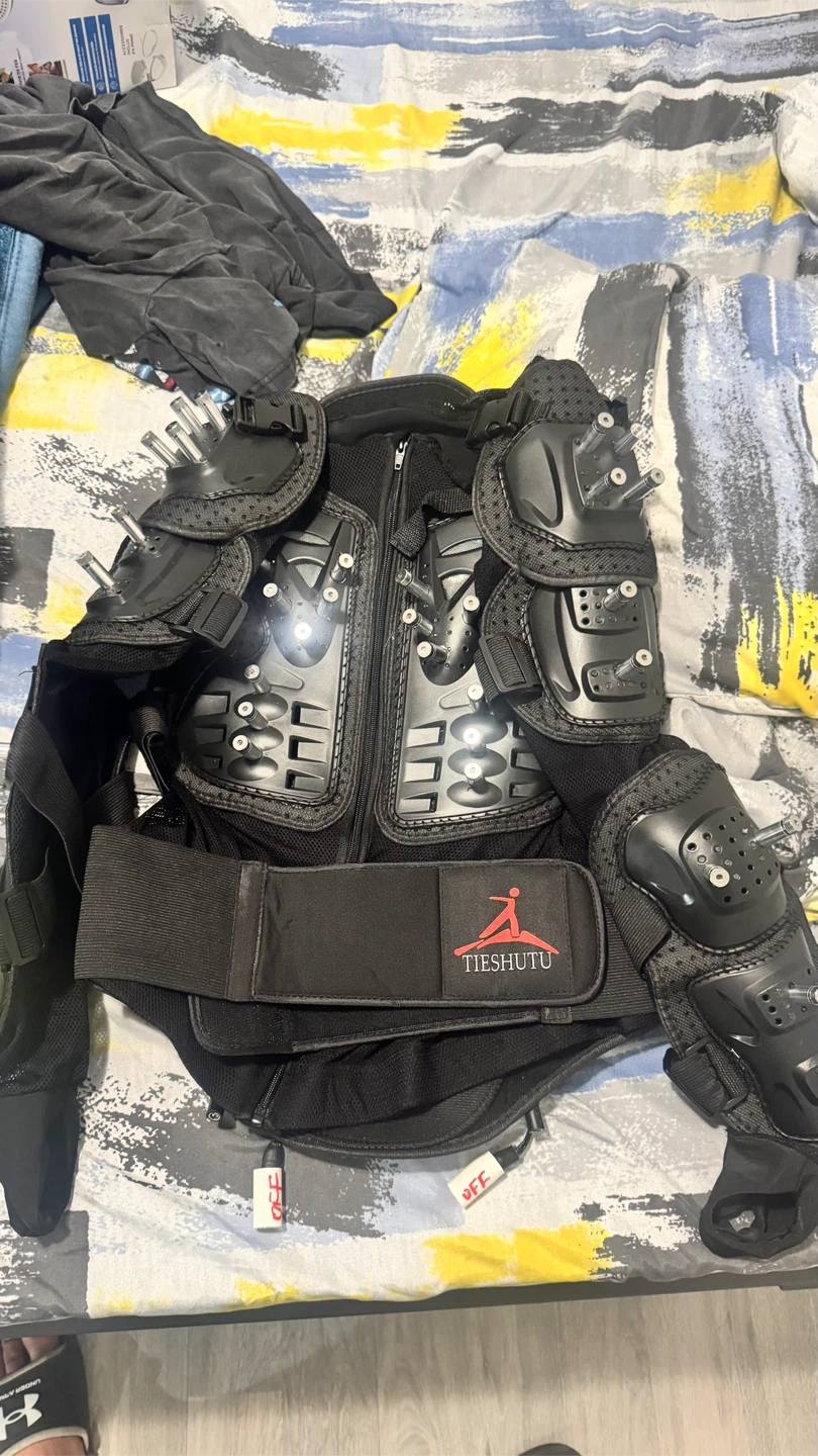 laser performance suit has 40 lasers - photo 2