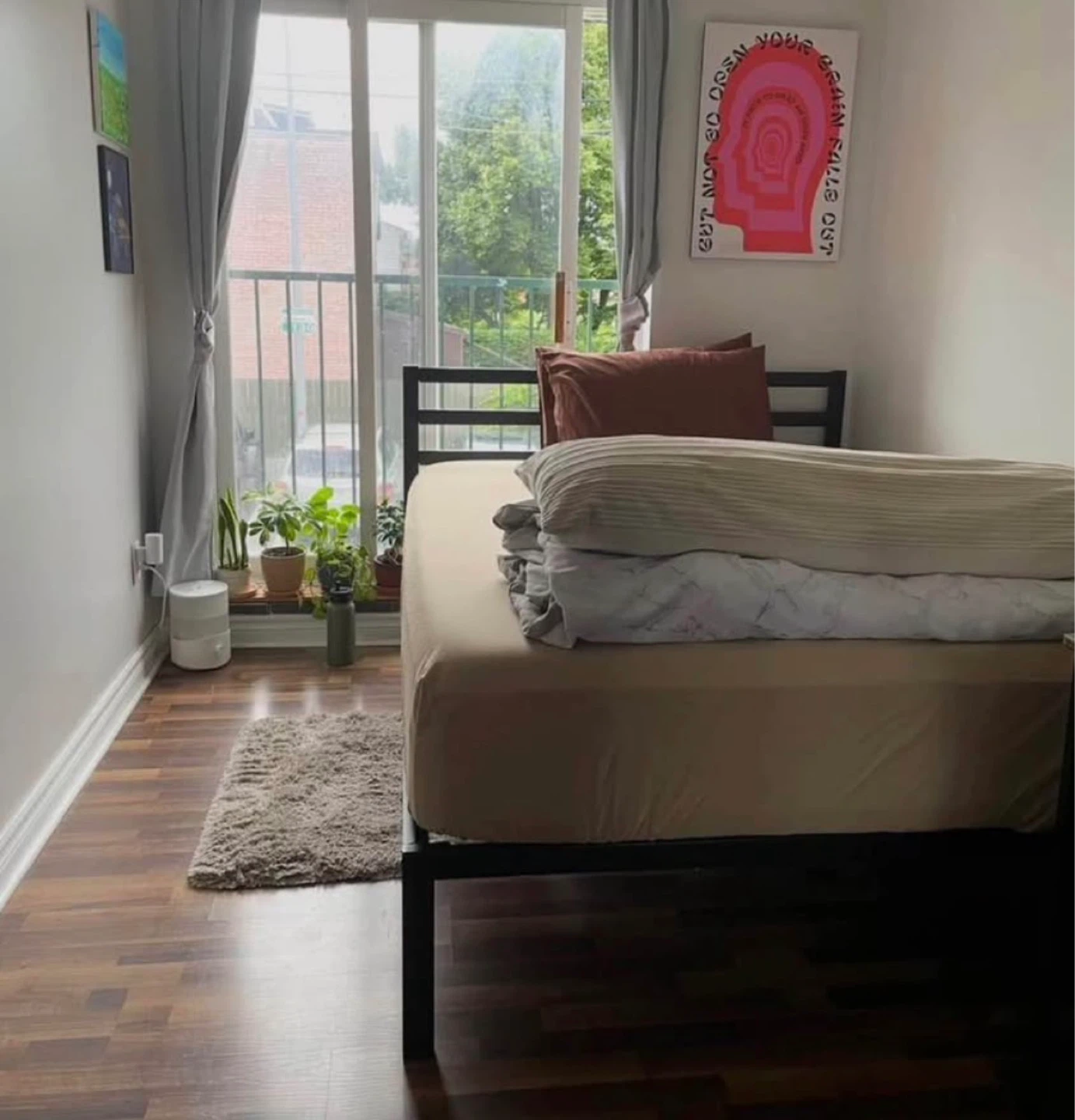 Queen Size Metal Bed Frame