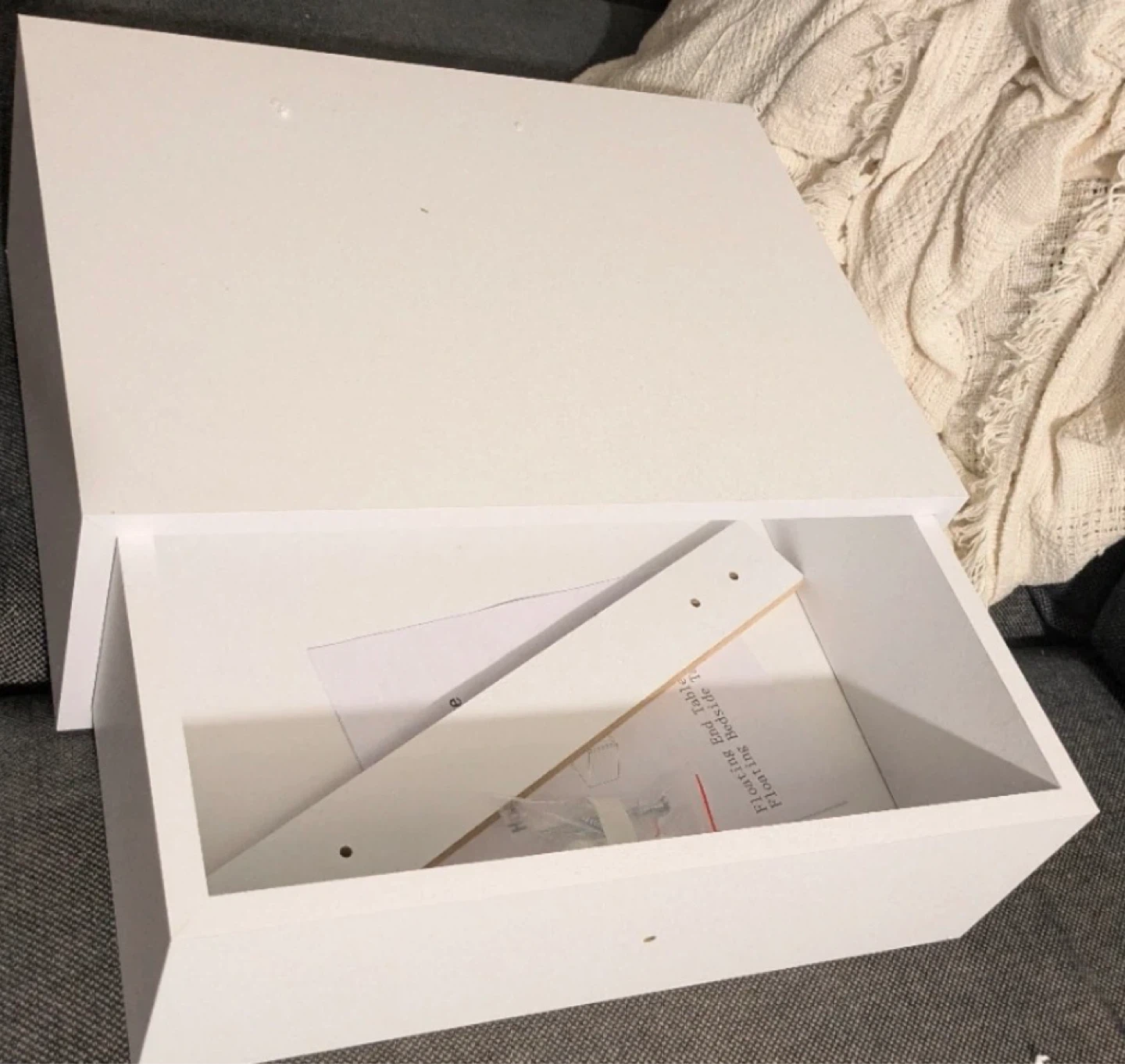 Floating End Table / Bedside Table - photo 2
