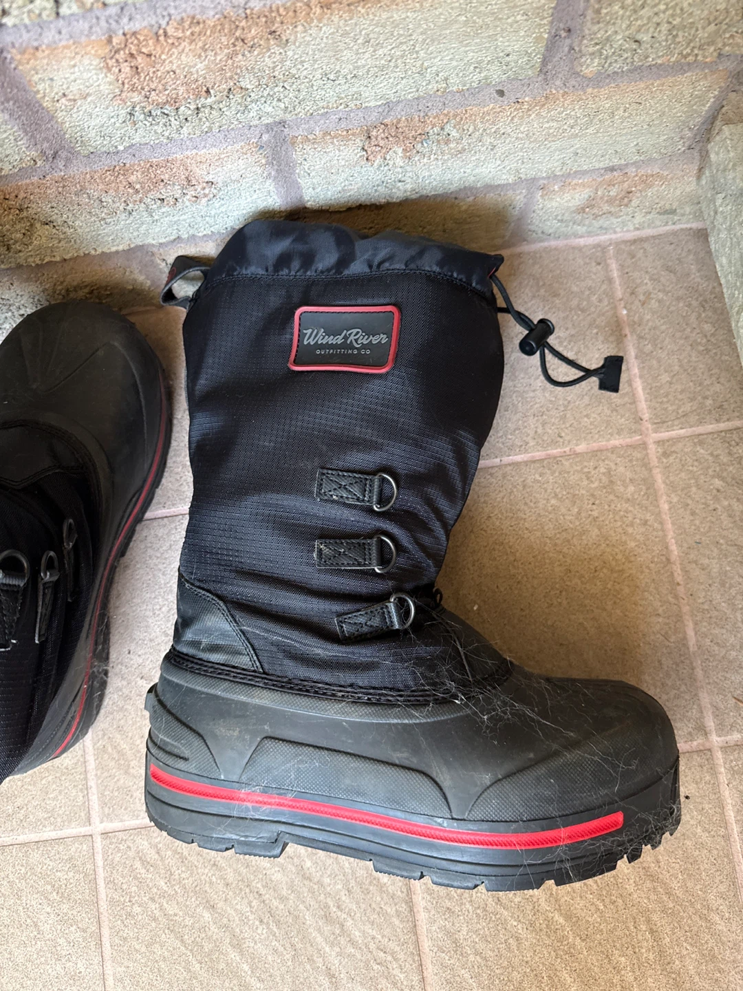 Wind River Waterproof Winter Boots - Size 8