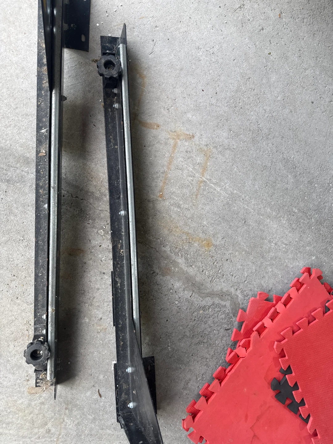 Adrian Steel Van Teriors Wheel Chock - photo 3