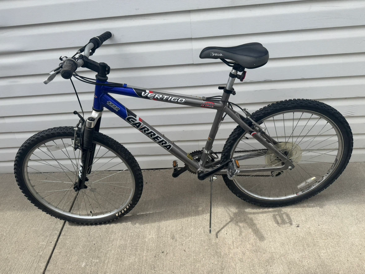 Men’s Aluminum Mountain Bike