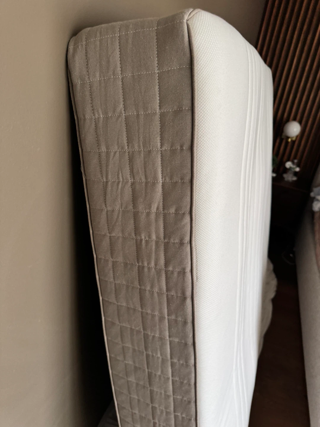 Clean / IKEA HAUGESUND Mattress - photo 2
