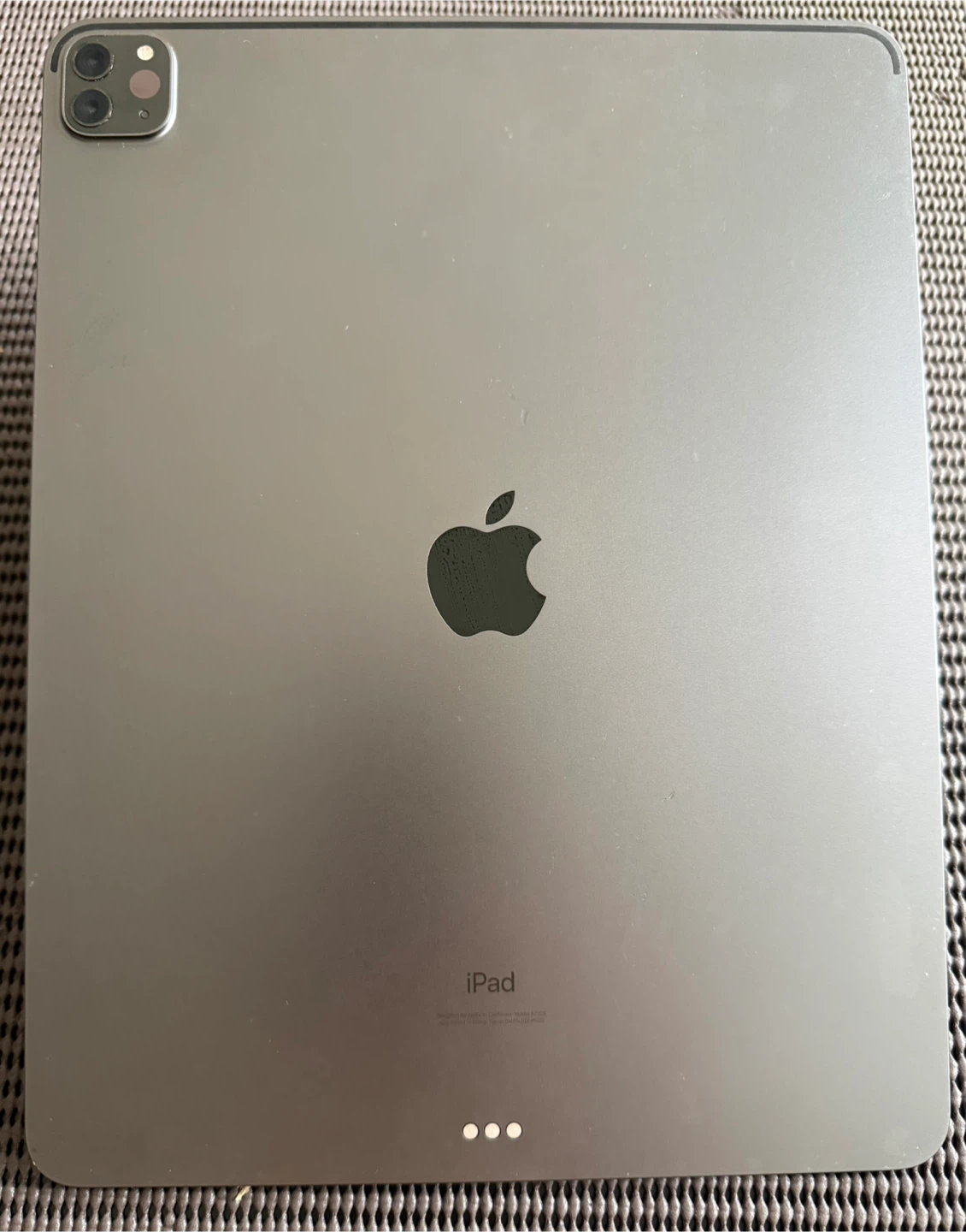 iPad Pro 12.9-inch (4th Gen) 128GB Wi-Fi - Great Condition - photo 3