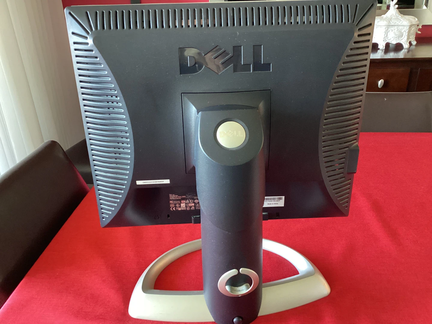 Dell 1901FP Flat Panel Monitor - photo 2