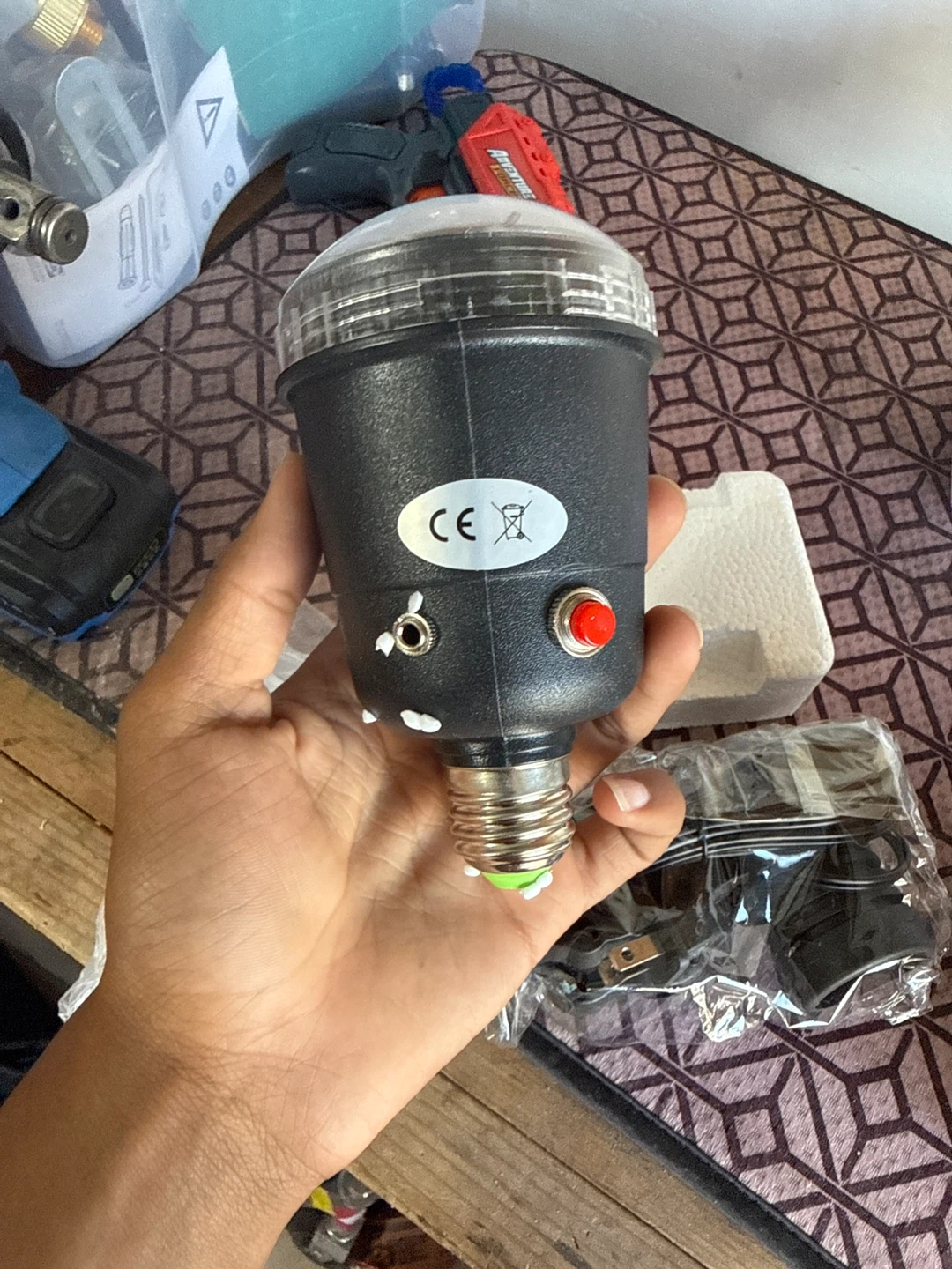 LED Light Bulb with On/Off Switch - photo 5