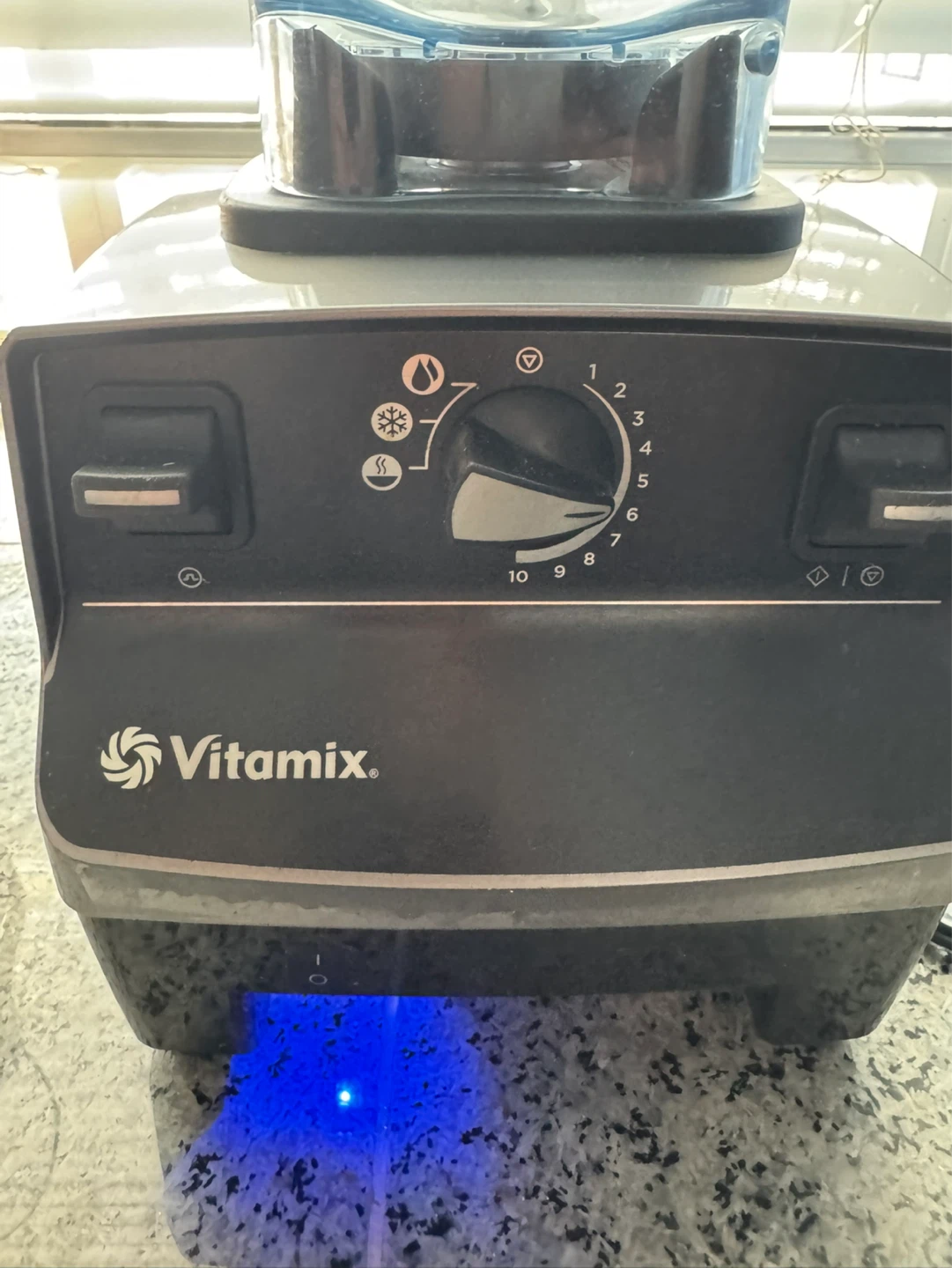 Vitamix Blender professional VM0102D 10 speed - photo 4