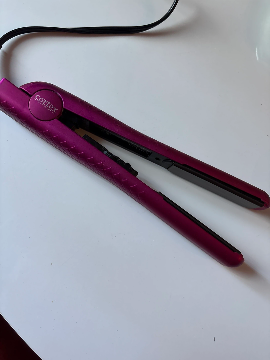Cortex International Hair Straightener - photo 2