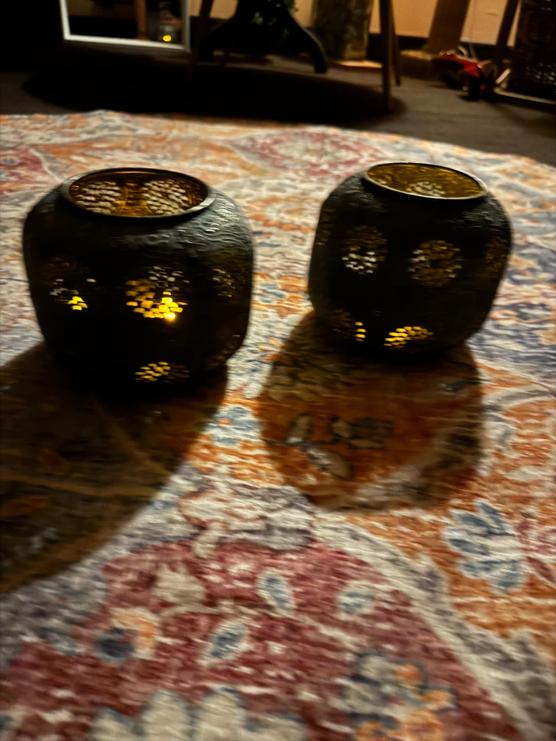 Set of 2 Decorative Metal Lanterns - photo 2