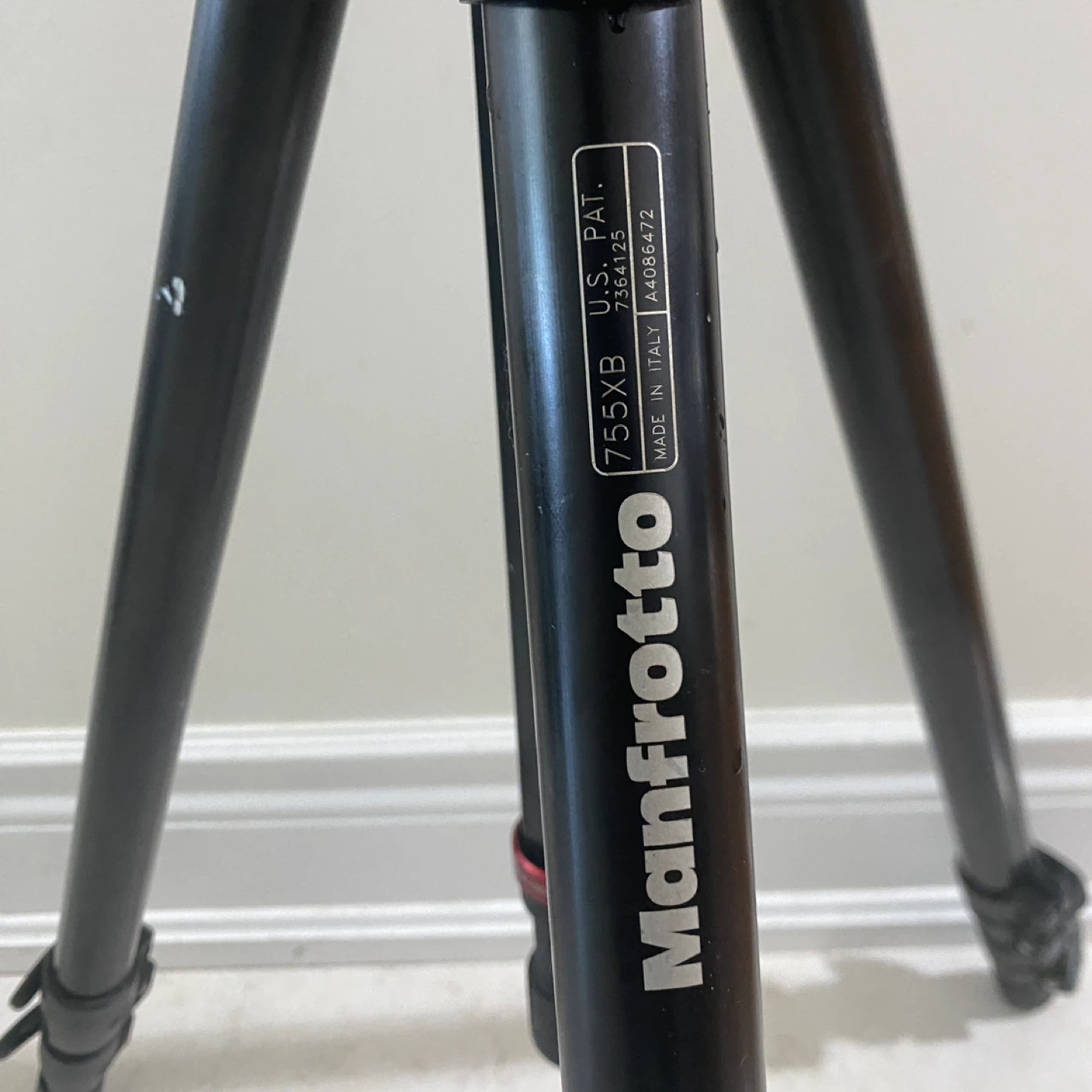 Manfrotto 755XB Tripod - photo 2