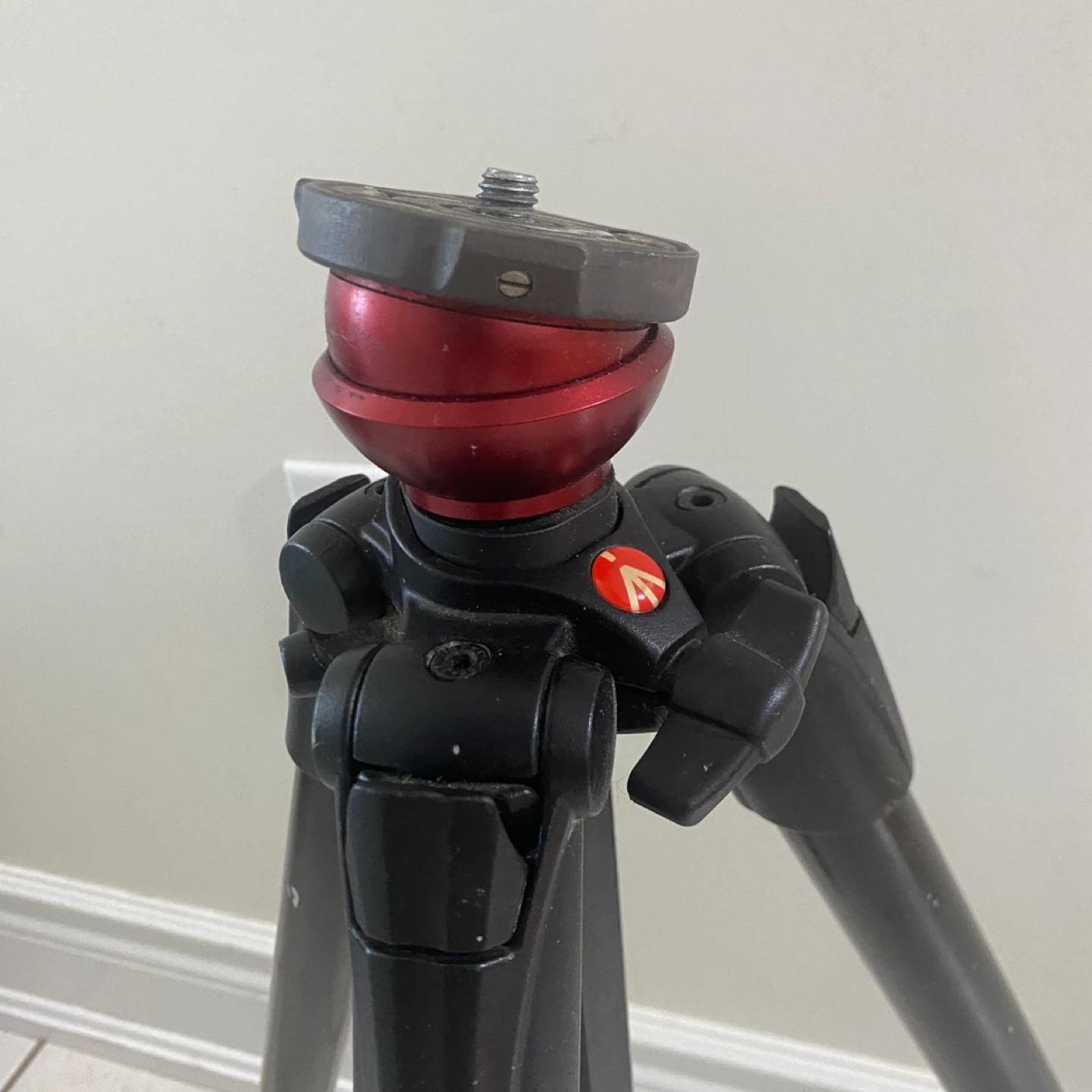 Manfrotto 755XB Tripod - photo 3