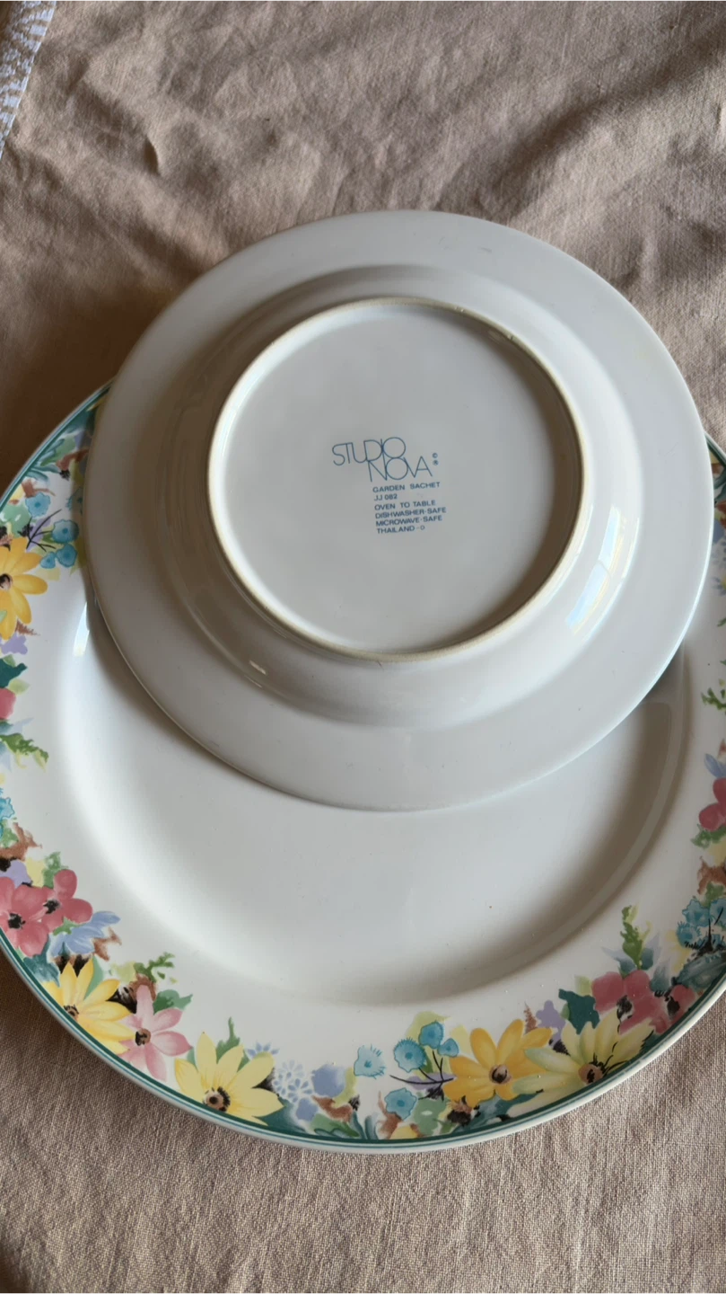 Studio Nova Floral Dinner Plate