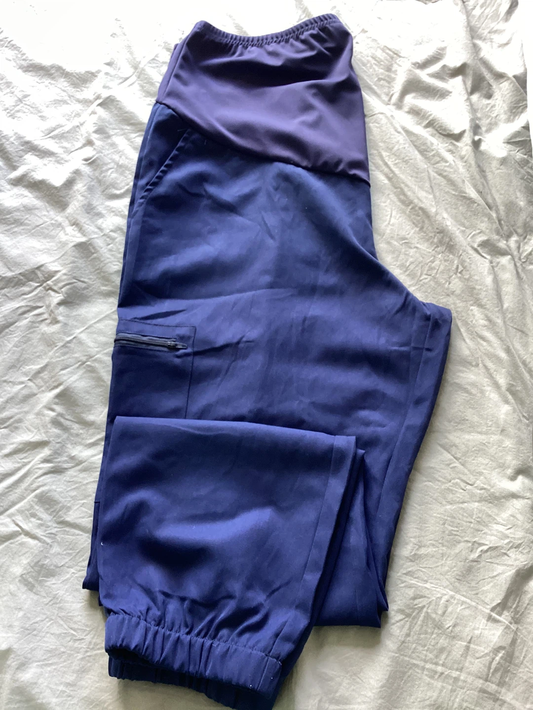 New Yearntown Maternity Scrub Joggers size L - photo 2